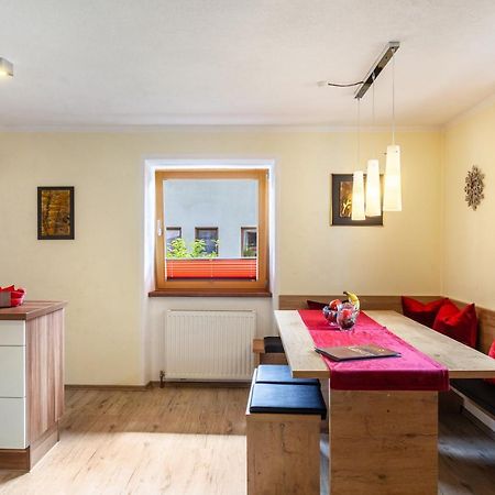 Ferienwohnung Galerie Kaiser Mayrhofen Exteriér fotografie