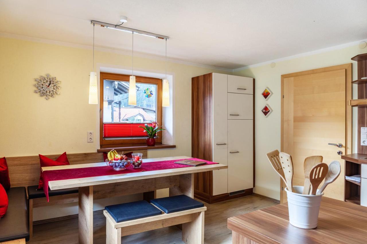 Ferienwohnung Galerie Kaiser Mayrhofen Exteriér fotografie