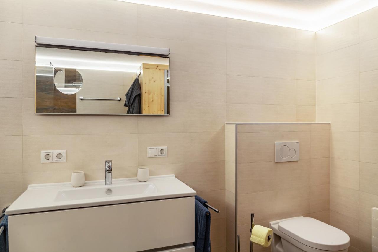 Ferienwohnung Galerie Kaiser Mayrhofen Exteriér fotografie