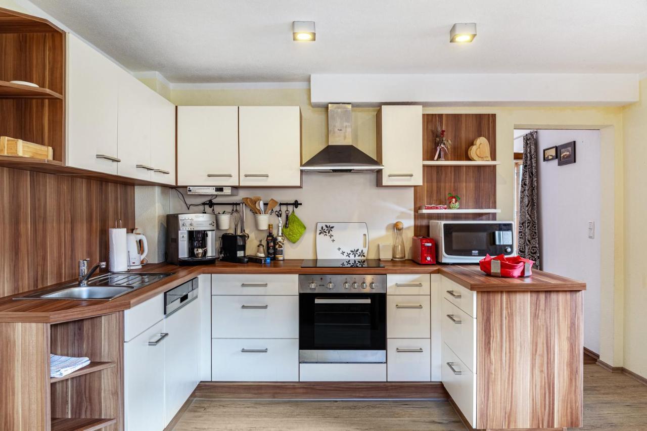 Ferienwohnung Galerie Kaiser Mayrhofen Exteriér fotografie